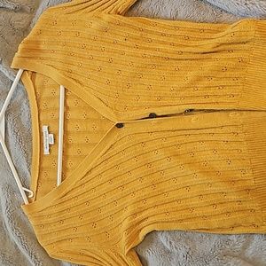 Cardigan yellow